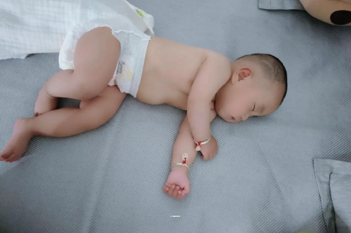 赣州孕妇显怀早的原因